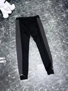 専用 bajra レザーエンボス ソフトサルエルパンツ - メルカリ