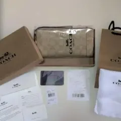 COACH 長財布 シグネチャー C4452 ラウンドファスナーのサムネイル