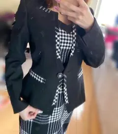 ★Sobre シックな色とデザインのアンサンブルスーツ★