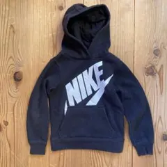 【キッズ】ナイキ　スウェットパーカー　110