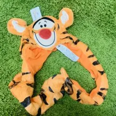 ティガー ファンキャップ マフラー 耳が動く帽子　ディズニー　プーさん