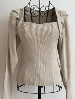 Tomy様専用です SLY ベージュ リブニット スクエアネック 長袖