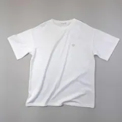 【新品タグ付き】バースデイルーム ハートワッペン刺繍Tシャツ ホワイト Mのサムネイル
