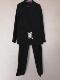 ブラックパンツスーツ 新品未使用 セットアップ　セレモニー　冠婚葬祭