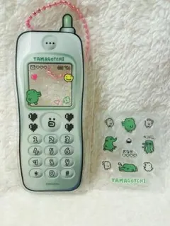 たまごっち なつかしガラケーキーホルダー くちぱっちのサムネイル