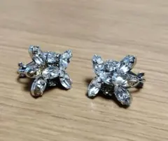 ガラスビジューイヤリング　おとなシンプル　日本製