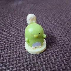 チョコエッグ　すみっコぐらし 　ぺんぎん？＆たぴおか