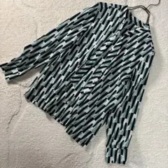 【極美品】ミッシェルクラン 総柄ボウタイブラウス シャツ 38 日本製のサムネイル