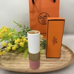 HERMES エルメス ティンティッドリップバーム 49 ローズ・タンのサムネイル