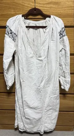 ウクライナ刺繍　ワンピース　ヴィンテージ　アンティーク　ウクライナ　刺繍