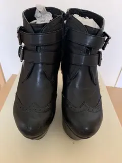 R&E ショートブーツ　厚底　ブーティー　Mサイズ