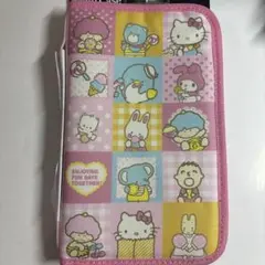 【新品未使用】sanrioサンリオキャラクターズ リングバインダー マルチケース