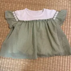 フリル付きグリーントップス　80 mamaraku