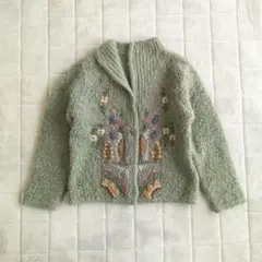 かもさん様専用★美品 レトロ 豪華手刺繍 モコモコ ネルカラー カーディガンのサムネイル