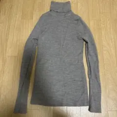 【3回着用品、2024年12月購入】ユニクロ タートルネック　Mサイズ ベージュ