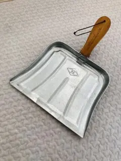 Item thumbnail for item 79e40ccb-429e-4595-9a83-bcac0c887e6c