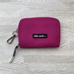 ニコアンド　コインケース