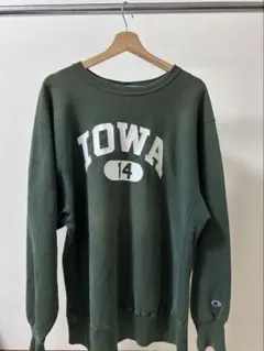 champion Reverse Weave IOWA green