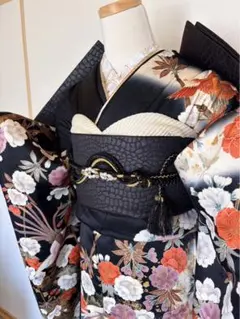 振袖フルセット　豪華　黒地　鳳凰　正絹　金彩　蝶　振袖6点セット　成人式　結婚式