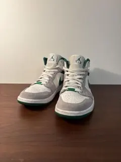 Nike Air Jordan 1 Mid 