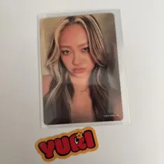 HANA ランダムフォトカード・ステッカーセット YURI