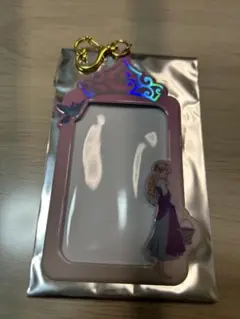 ディズニープリンセスシークレットカードホルダー