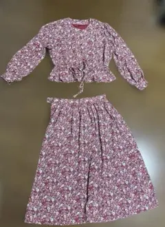 レディース　花柄　赤　ツーピース　セットアップ　昭和レトロ　春コーデ