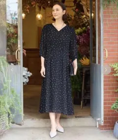 ★自由区★新品ドローイングタッチプリントワンピース黒系38 ☆自由区☆新品ドローイングタッチプリントワンピース黒系38 - メルカリ