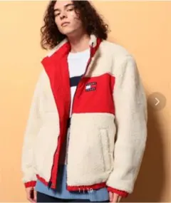 TOMMYJEANS  リバーシブルボアジャケット