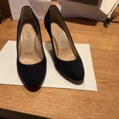 PELLICO ANDREA系 スエード パンプス 35 黒 ポインテッドトゥ PELLICO スエード ポインテッドトゥ パンプス 6.5cmヒール/23㎝ - メルカリ
