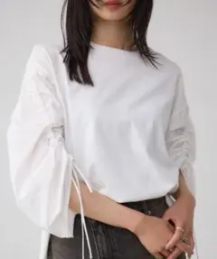 新品未使用　　値札タグ付き　AZUL トップス