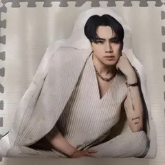 三代目 JSB 2026 カレンダー ダイカット クッション OMI - メルカリ
