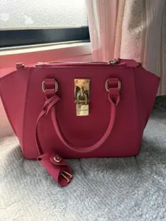 SamanthaThavasaピンクハンドバッグ 金の南京錠