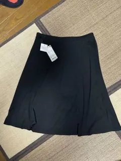 UNIQLO ソフトフレアスカート