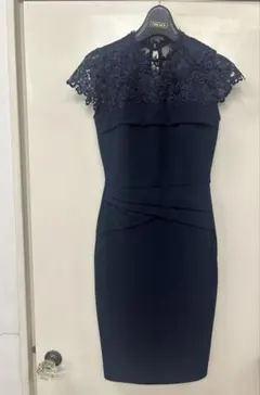 LIPSY ネイビー レース襟 タイトドレス　ワンピース