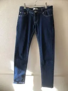 Item thumbnail for item 1cb4372a-24e3-4a90-9ae1-4f5039749402