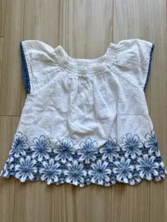【petit main】花柄刺繍 半袖ブラウス 100