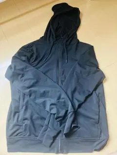 ユニクロ　エアリズム　黒