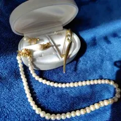 【遺品整理・生前整理】ネックレス　イヤリング　　　 ブローチ