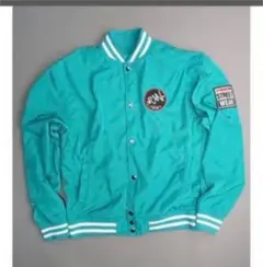 ジャケット　ブルゾン　グリーン