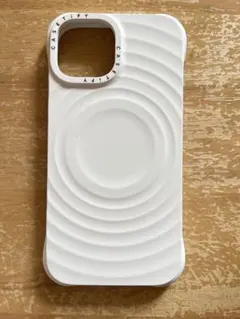 CASETiFY ウェーブ シリコン iPhone 15 ケース ホワイト