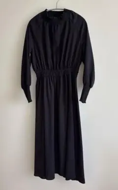 BEAMS HEART ネイビー シャーリングネック ロングワンピース