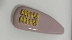 miu miu ヘアピン ピンク ゴールドのサムネイル