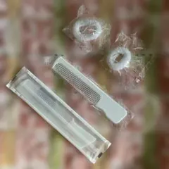 ホワイト ヘアコームとヘアゴムセット