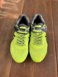 asics 蛍光イエロー スニーカー　22.5cm