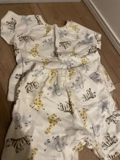 動物柄 ベビーパジャマ半袖　 80cm