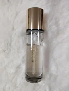 YSL イヴサンローラン ラディアントタッチブラープライマー 1下地