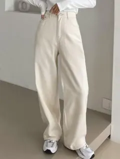 Item thumbnail for item 85fd827e-32da-40a3-aece-e28d90d7115c