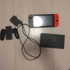 Nintendo Switch本体、ドック、ケーブル、ジョイコン