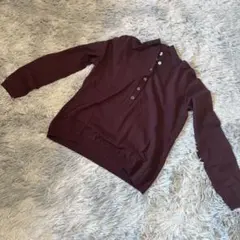 ensuite ボタン付きポロネックセーター ワインレッド　赤